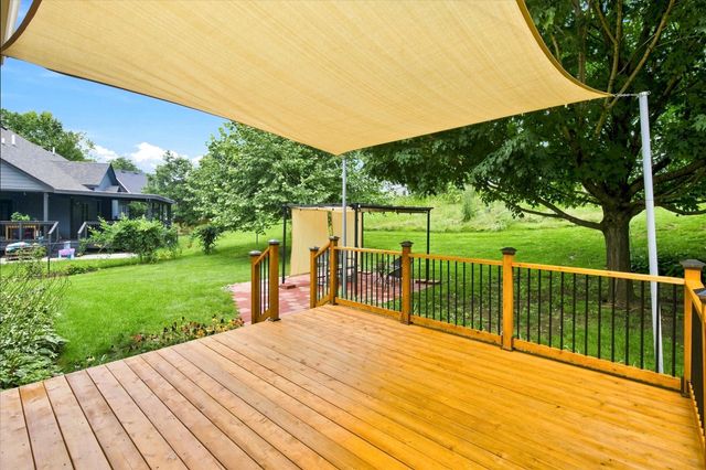 5450 Greenwood Avenue, Pleasant Hill, IA 50327