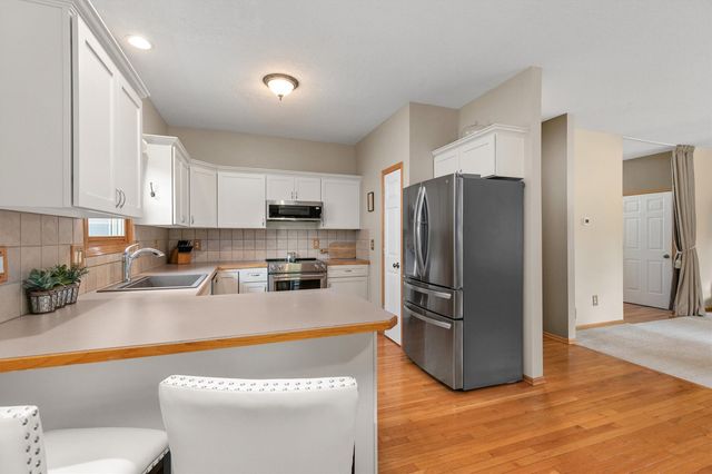 5450 Greenwood Avenue, Pleasant Hill, IA 50327