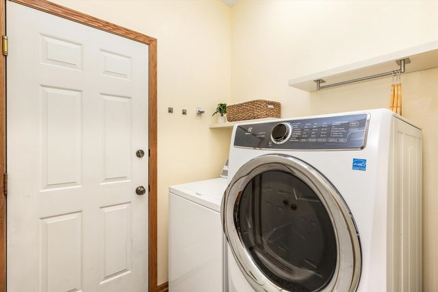 5450 Greenwood Avenue, Pleasant Hill, IA 50327