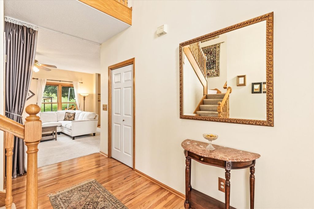 5450 Greenwood Avenue, Pleasant Hill, IA 50327