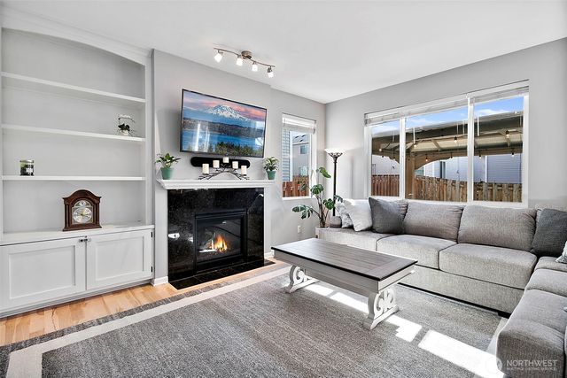 16006 23rd Street E, Lake Tapps, WA 98391