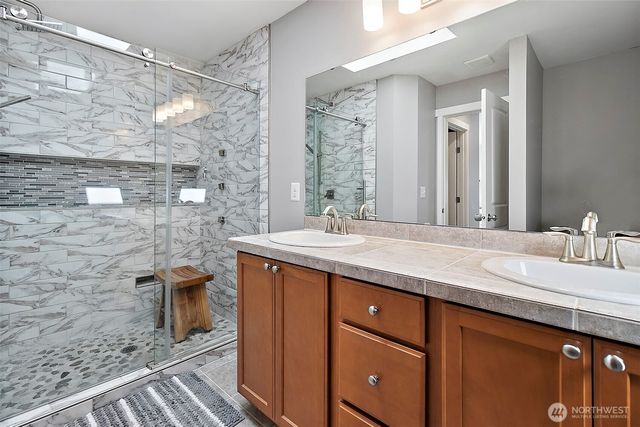 16006 23rd Street E, Lake Tapps, WA 98391