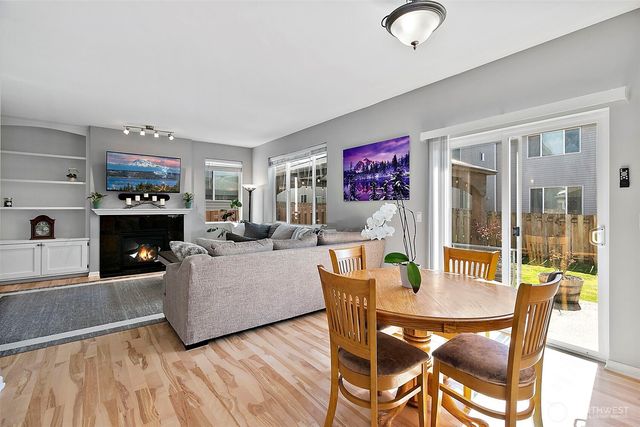 16006 23rd Street E, Lake Tapps, WA 98391