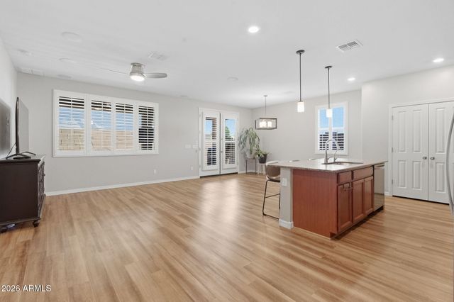 16640 W JENAN Drive, Surprise, AZ 85388