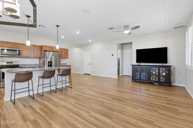 16640 W JENAN Drive, Surprise, AZ 85388