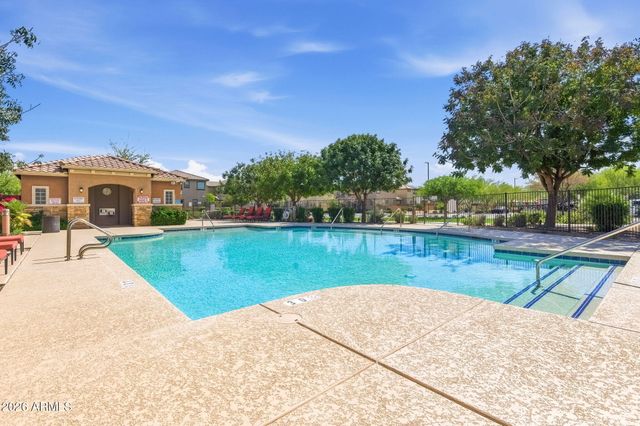 16640 W JENAN Drive, Surprise, AZ 85388