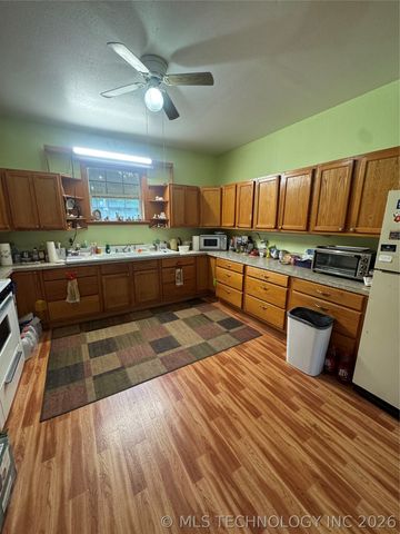 101 N 3rd Street, Hartshorne, OK 74547