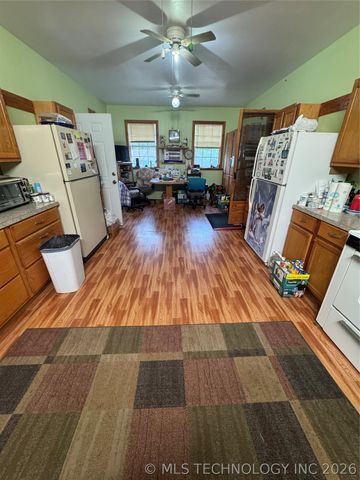 101 N 3rd Street, Hartshorne, OK 74547