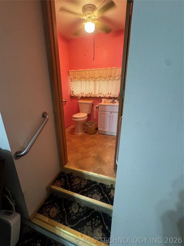 101 N 3rd Street, Hartshorne, OK 74547