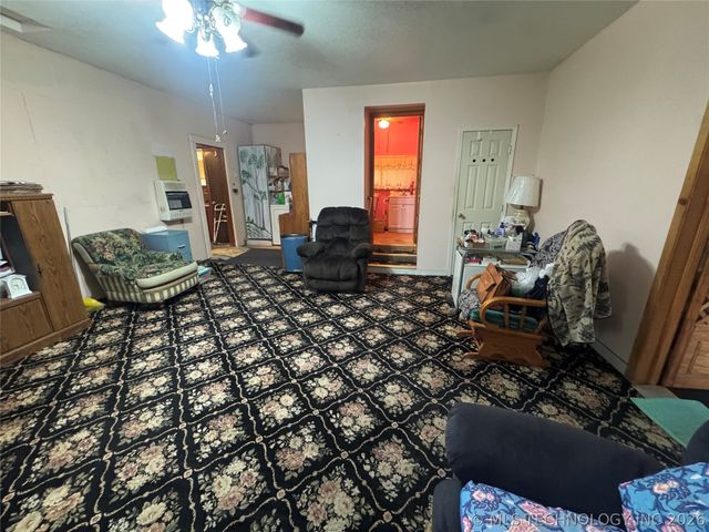 101 N 3rd Street, Hartshorne, OK 74547