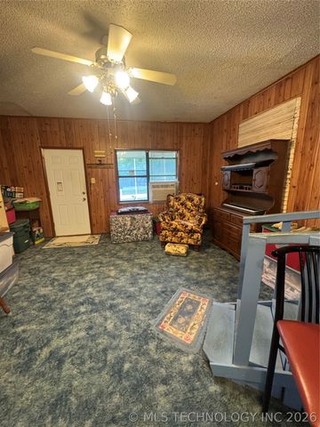 101 N 3rd Street, Hartshorne, OK 74547