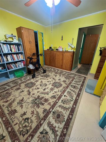 101 N 3rd Street, Hartshorne, OK 74547