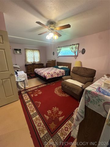 101 N 3rd Street, Hartshorne, OK 74547