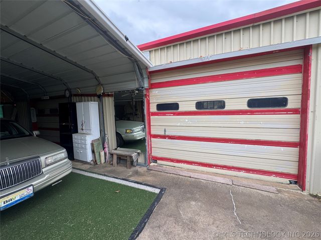 101 N 3rd Street, Hartshorne, OK 74547