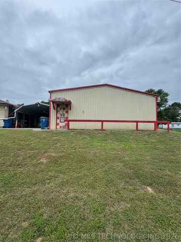 101 N 3rd Street, Hartshorne, OK 74547