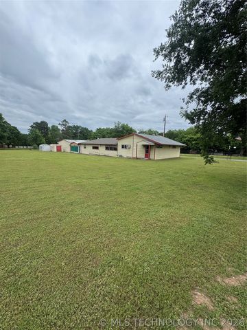 101 N 3rd Street, Hartshorne, OK 74547