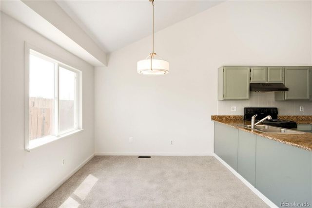 3120 S Halifax Street, Aurora, CO 80013