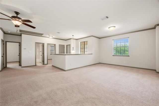 8608 Alophia DR, Austin, TX 78739