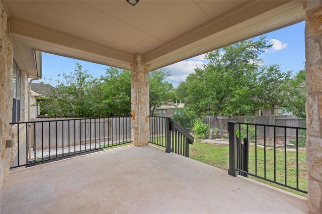 8608 Alophia DR, Austin, TX 78739