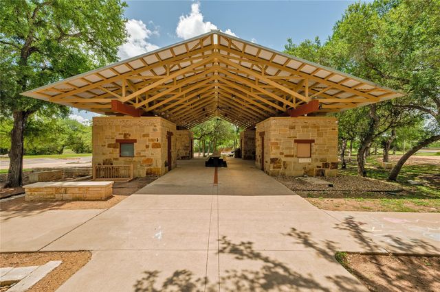 8608 Alophia DR, Austin, TX 78739