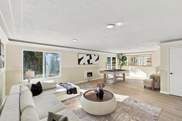 276 Gold Mine Drive, San Francisco, CA 94131