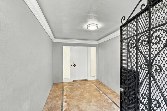 276 Gold Mine Drive, San Francisco, CA 94131