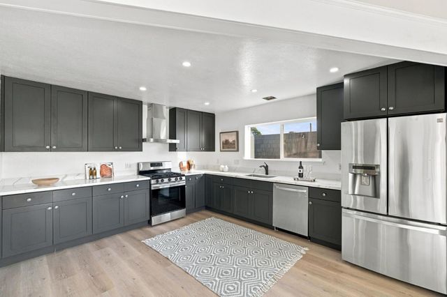 276 Gold Mine Drive, San Francisco, CA 94131