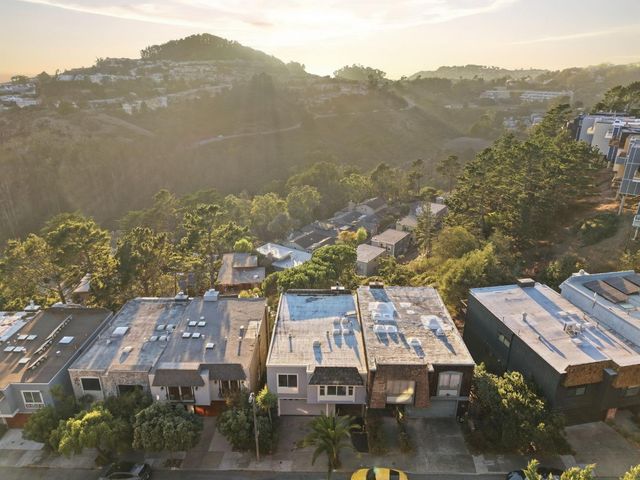 276 Gold Mine Drive, San Francisco, CA 94131