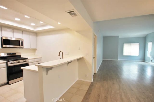 141 Greenfield, Irvine, CA 92614