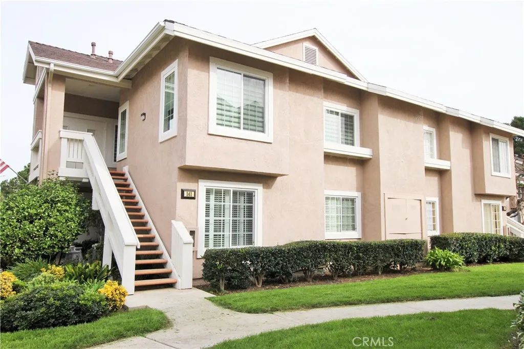 141 Greenfield, Irvine, CA 92614