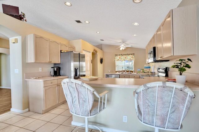 5886 Las Colinas Circle, Lake Worth, FL 33463