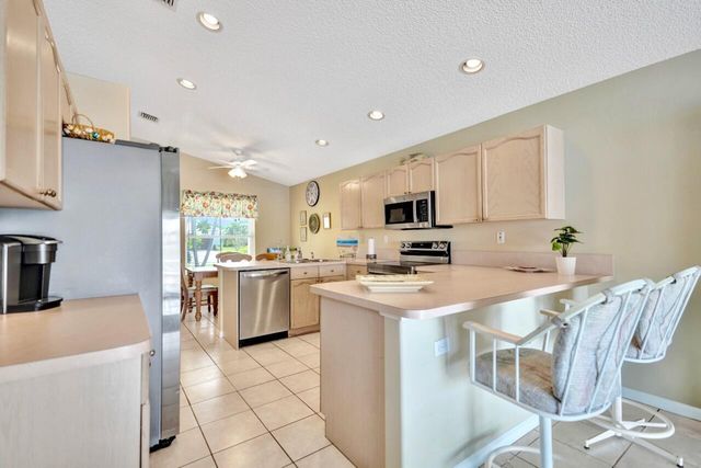 5886 Las Colinas Circle, Lake Worth, FL 33463
