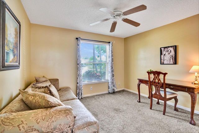 5886 Las Colinas Circle, Lake Worth, FL 33463