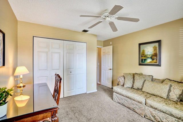 5886 Las Colinas Circle, Lake Worth, FL 33463
