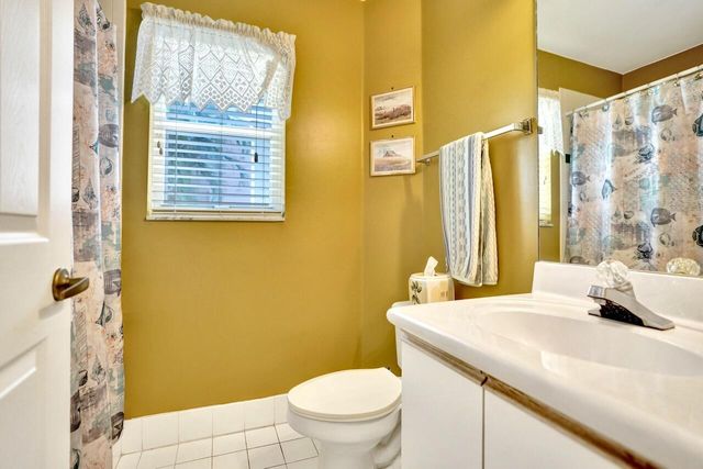 5886 Las Colinas Circle, Lake Worth, FL 33463