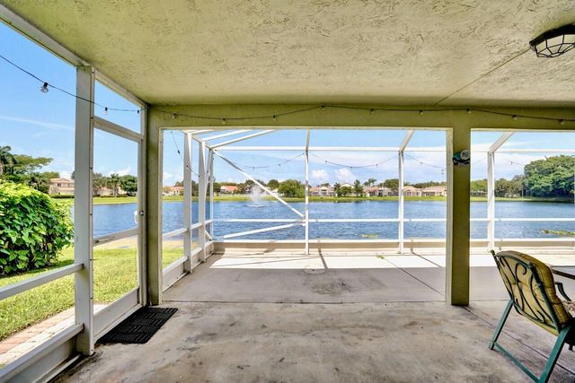 5886 Las Colinas Circle, Lake Worth, FL 33463