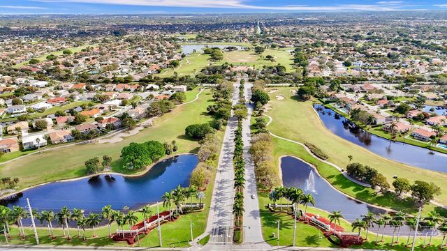 5886 Las Colinas Circle, Lake Worth, FL 33463