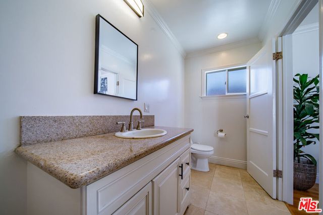 2821 Colby Avenue, Los Angeles, CA 90064