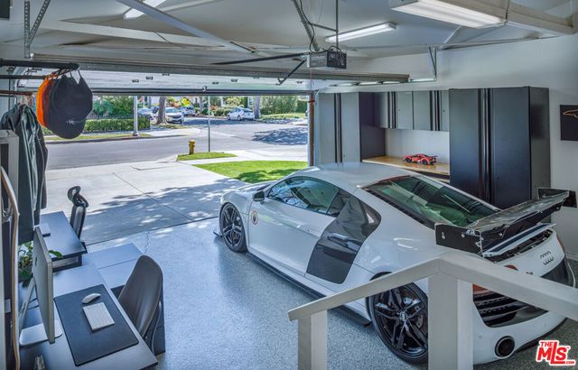 2821 Colby Avenue, Los Angeles, CA 90064