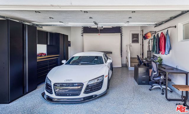 2821 Colby Avenue, Los Angeles, CA 90064