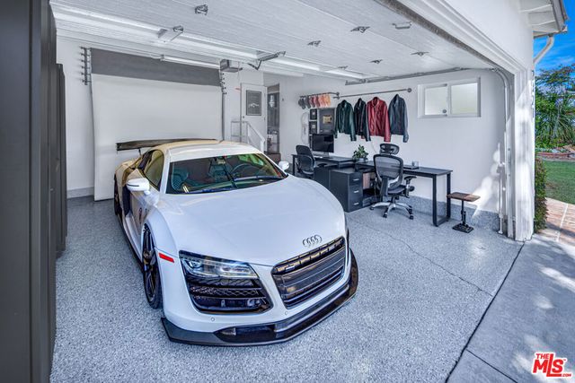 2821 Colby Avenue, Los Angeles, CA 90064