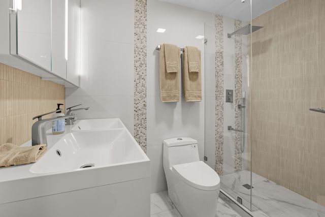 6700 S Brainard Avenue 118, Countryside, IL 60525