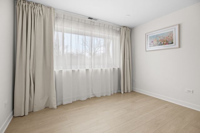 6700 S Brainard Avenue 118, Countryside, IL 60525