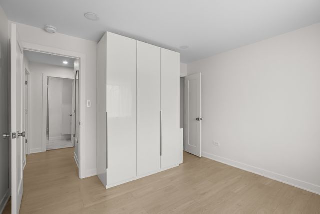 6700 S Brainard Avenue 118, Countryside, IL 60525