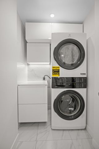 6700 S Brainard Avenue 118, Countryside, IL 60525