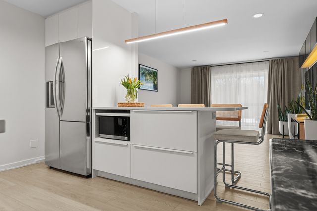 6700 S Brainard Avenue 118, Countryside, IL 60525