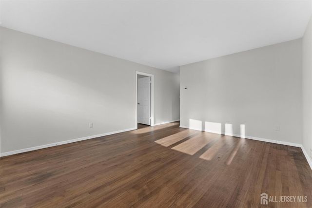 14 Harrison Street, Sayreville, NJ 08872