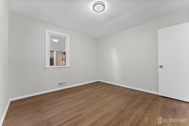 14 Harrison Street, Sayreville, NJ 08872