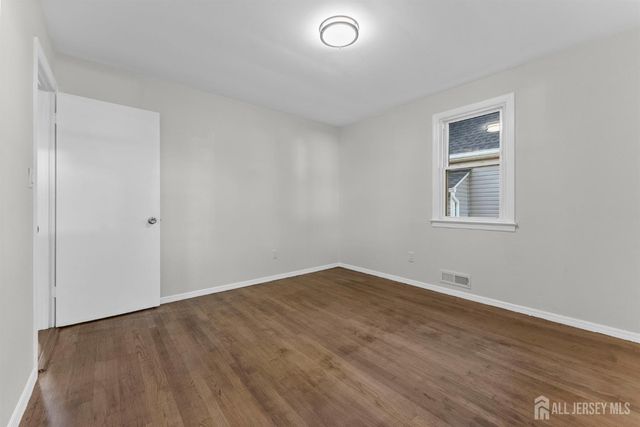 14 Harrison Street, Sayreville, NJ 08872