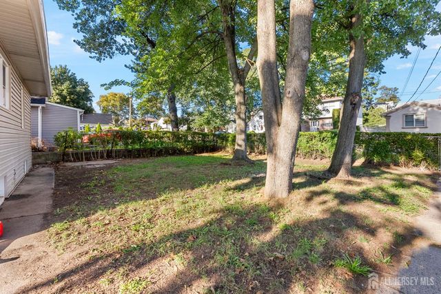 14 Harrison Street, Sayreville, NJ 08872